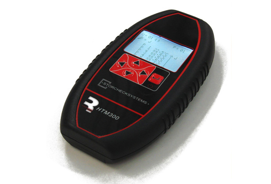 A HTM300 handheld temperature monitor